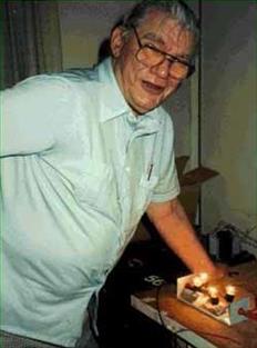 The 19th of May, 1986, was the first reported successful experiment of Floyd Sweet, then just called the 'Oscillator', later renamed to the 'Space Quanta Modulator' and later renamed to the 'Vacuum Triode Amplifier' by Tom Bearden. The now famous 'Vacuum Triode Amplifier' is shrouded in mystery! Everyone has a different Storey!